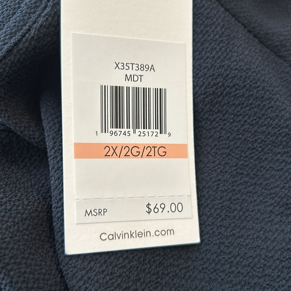 NWT Calvin Klein blouse with short ruffle sleeve, Polyester Spandex, Navy 2X - Picture 9 of 9